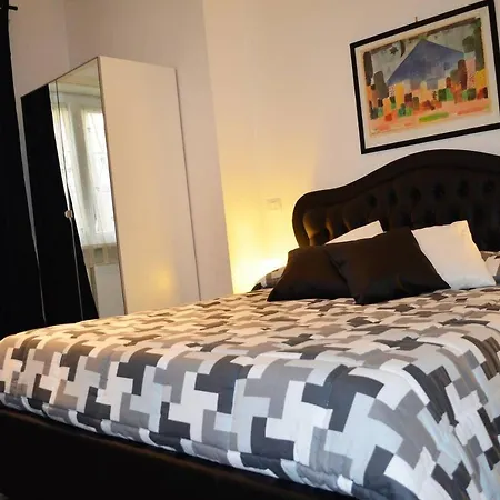 New Cozy St.peter/ Vatican Area Apartment *